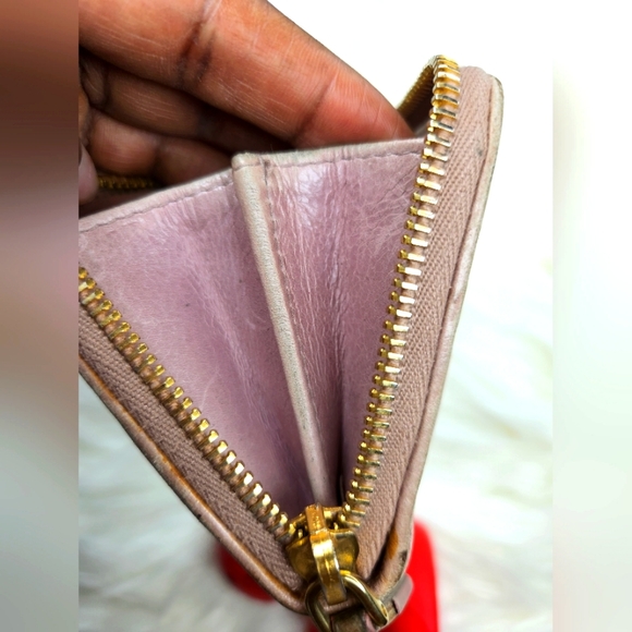 Miu Miu Wallet Matelasse Light Blush Pink Logo Leather (1-27-A30) - Picture 10 of 14